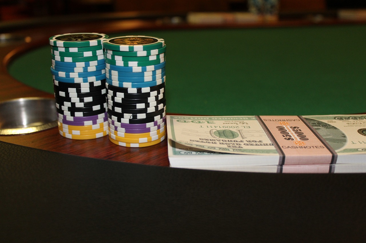 poker table